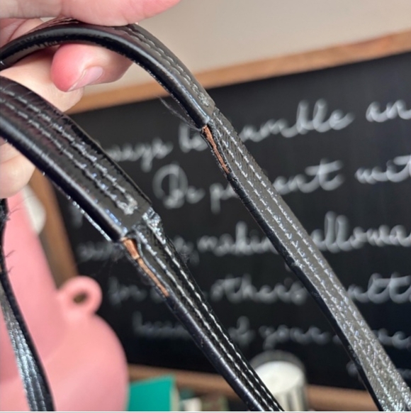 Coach Vintage Alex Signature Black Patent Leather Tote Bag - Picture 5 of 9